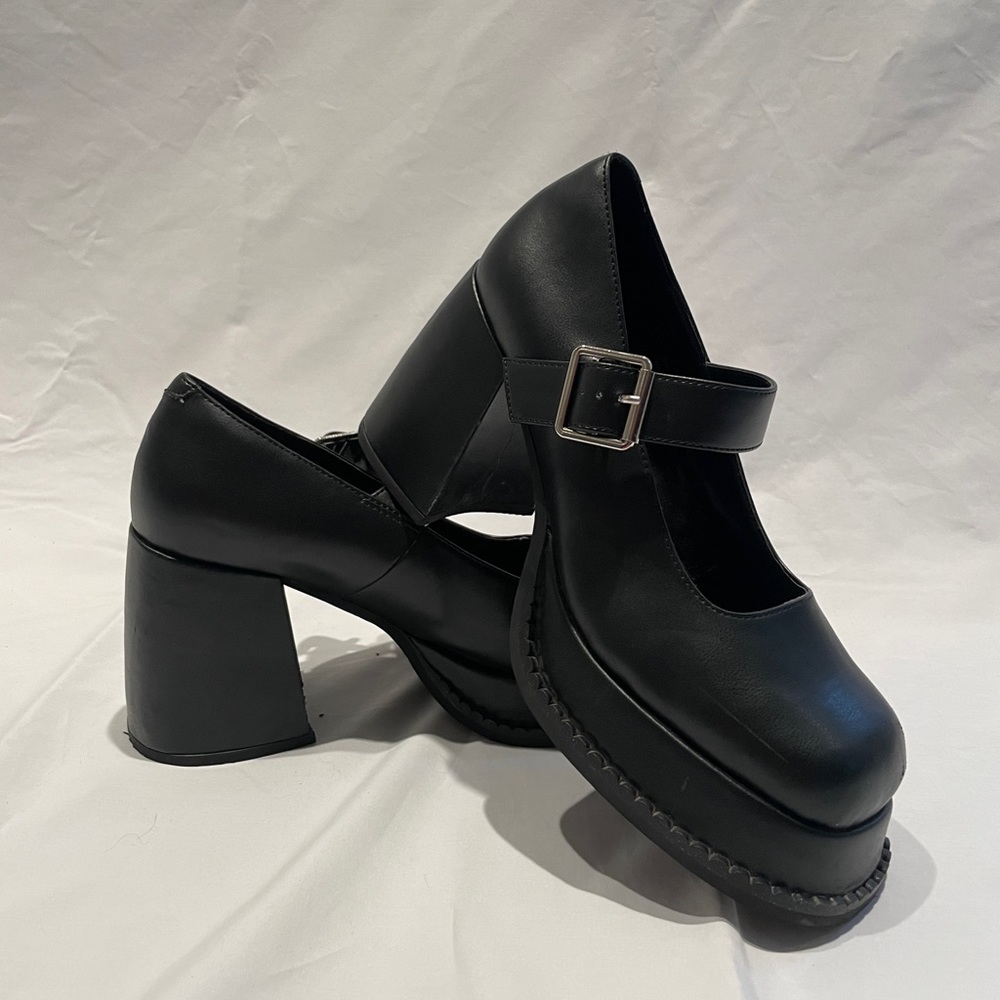 dELIAS black platform 90s mary janes